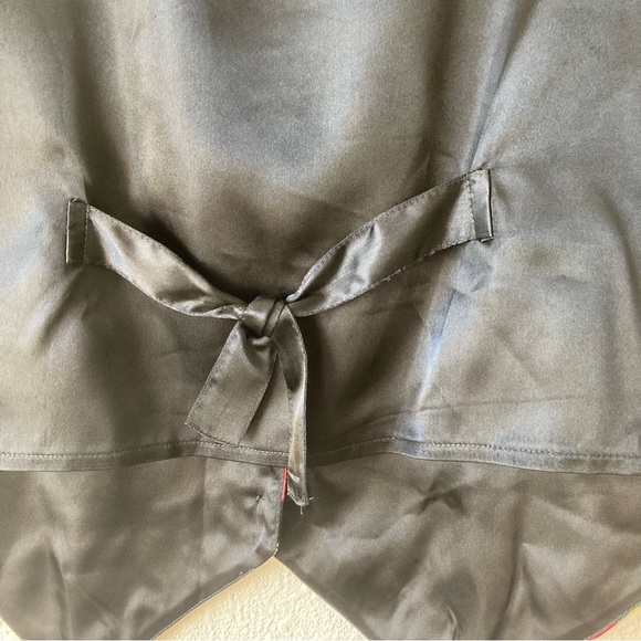 Vintage Boho Vest Novelty Christmas Holiday Floral Medium Black Red Cottagecore - Picture 14 of 16